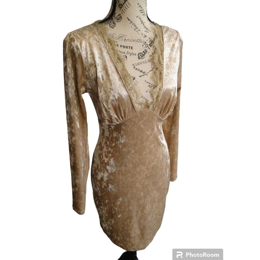 Copper closet hearts & hips lace velour dress Md Gold Y2K Fairy Cottagecore Sexy